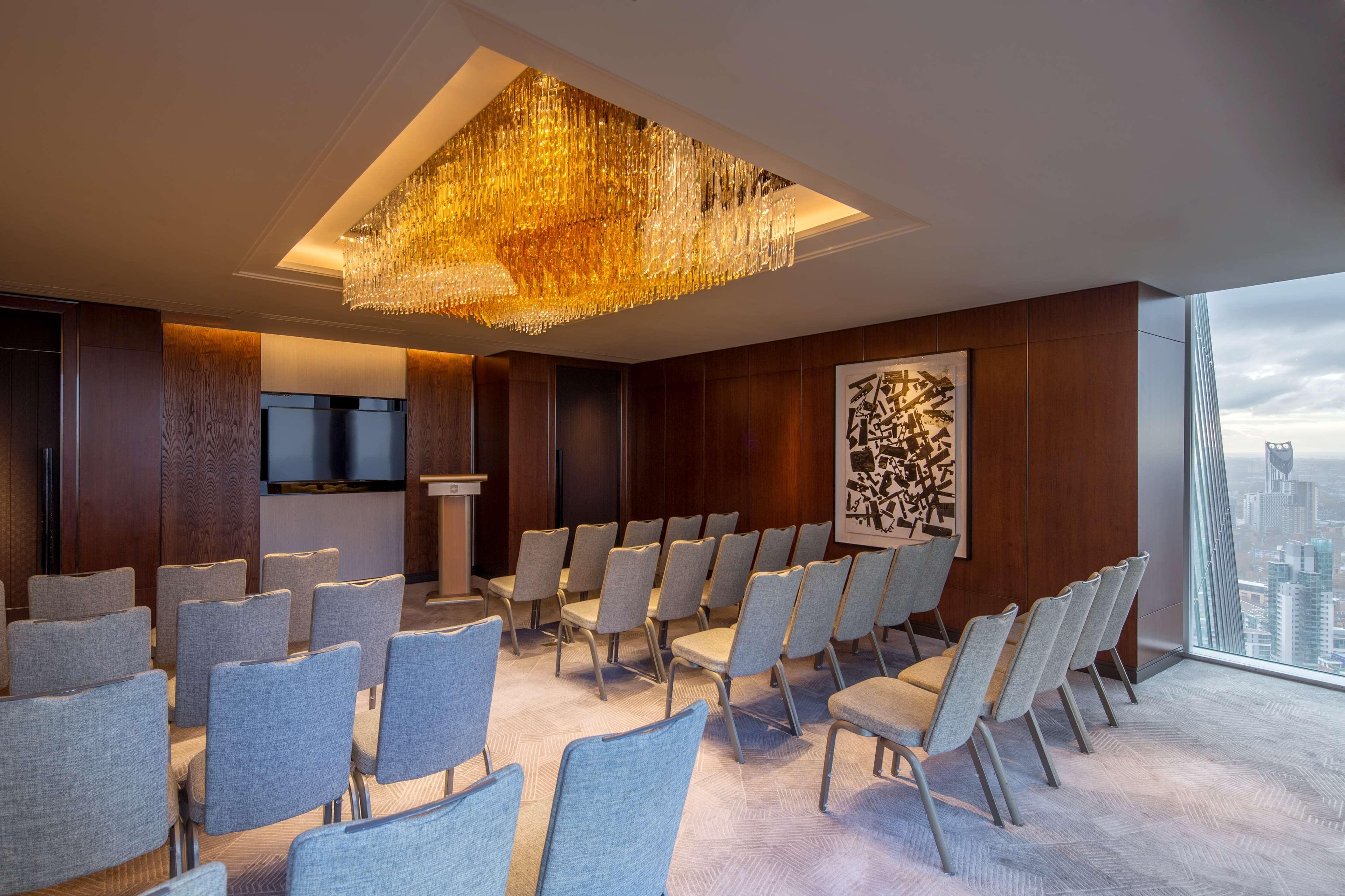 Shangri-La The Shard, London Exterior photo The meeting room