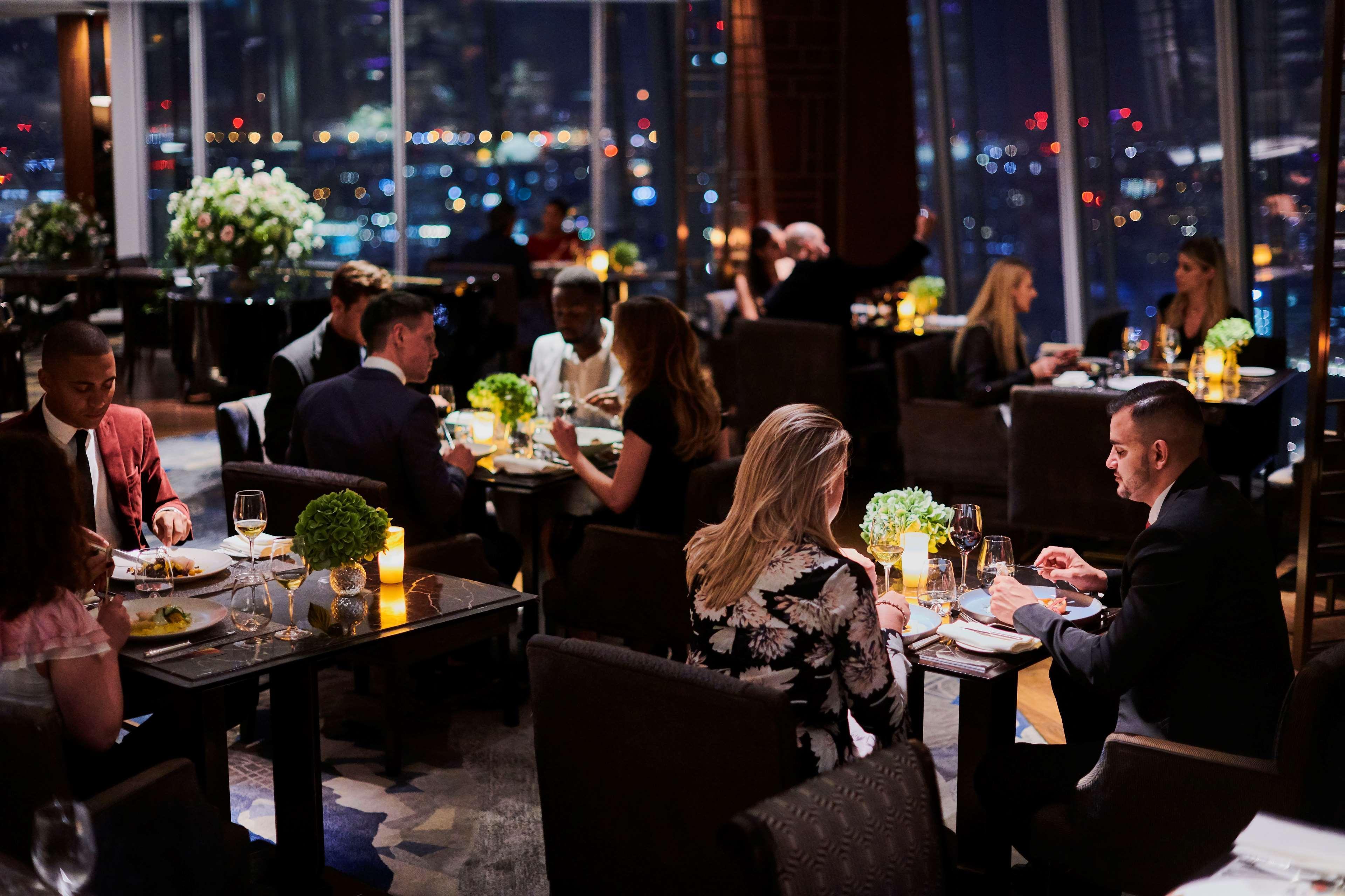 Shangri-La The Shard, London Exterior photo The interior of the restaurant